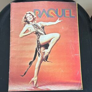 Raquel Welch Vintage 1976 Tour Book